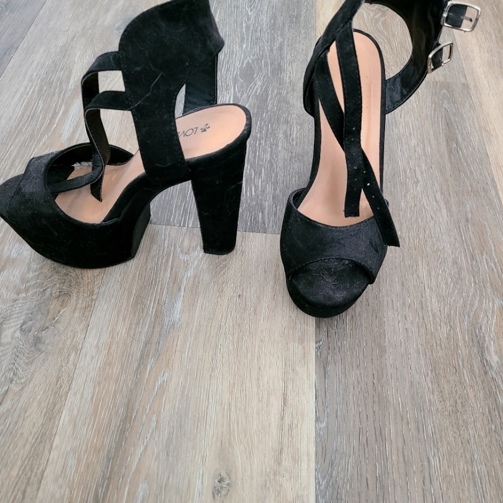 Black chunky heel